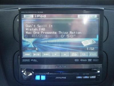 Alpine IVA-D106 Head Unit with Full iPod and Video